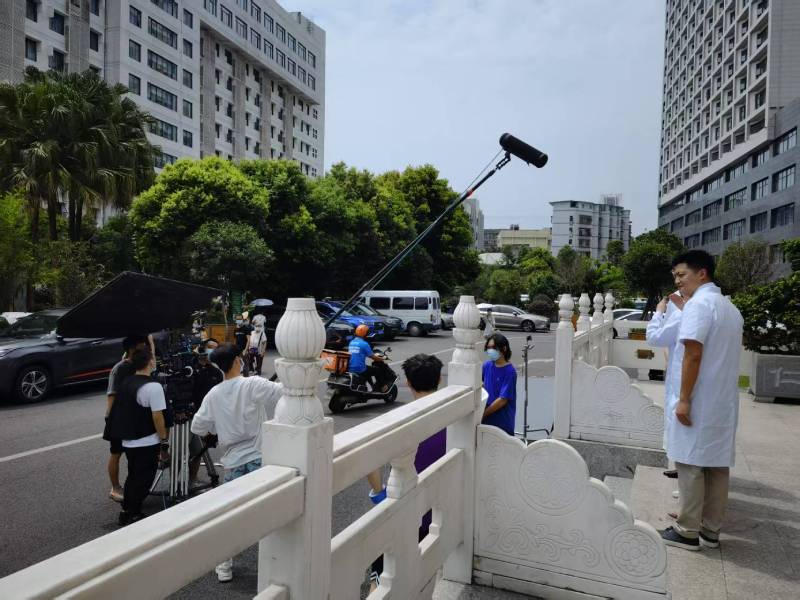 北湖区广告片拍摄公司低成本实现高规格制作的诀窍
